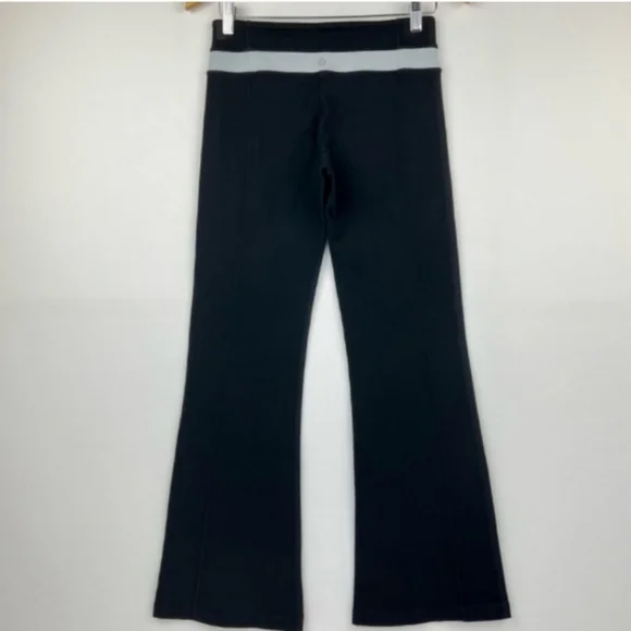 Lululemon Groove Flare Yoga leggings jogger sweat-Pant sz 8 Black white band - Picture 9 of 9